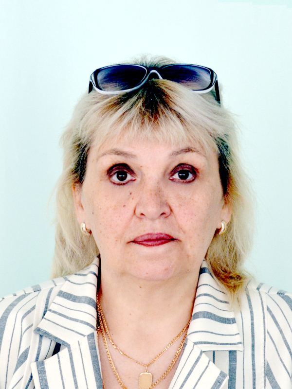 Воспитатель высшей категории Костерина Ирина Серафимовна.